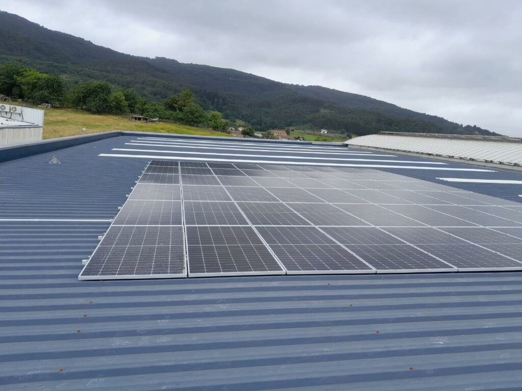 La instalación fotovoltaica generará más del 20% del consumo de la factoría de Smarmec